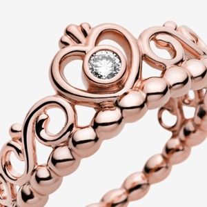 New (never used) Pandora Princess Tiara Crown Ring in Rose Gold